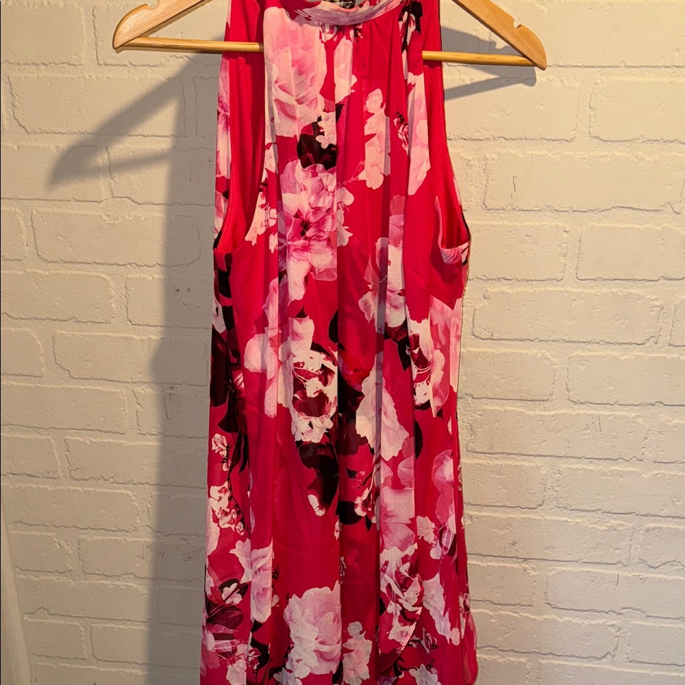SNLY dress Floral Sleeveless lined halter style sleeveless NEW 8